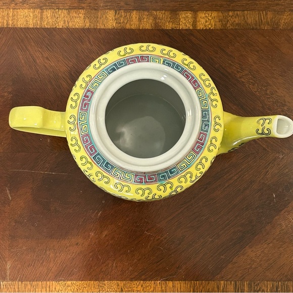 VTG Munshou Teapot in Yellow - Picture 5 of 12